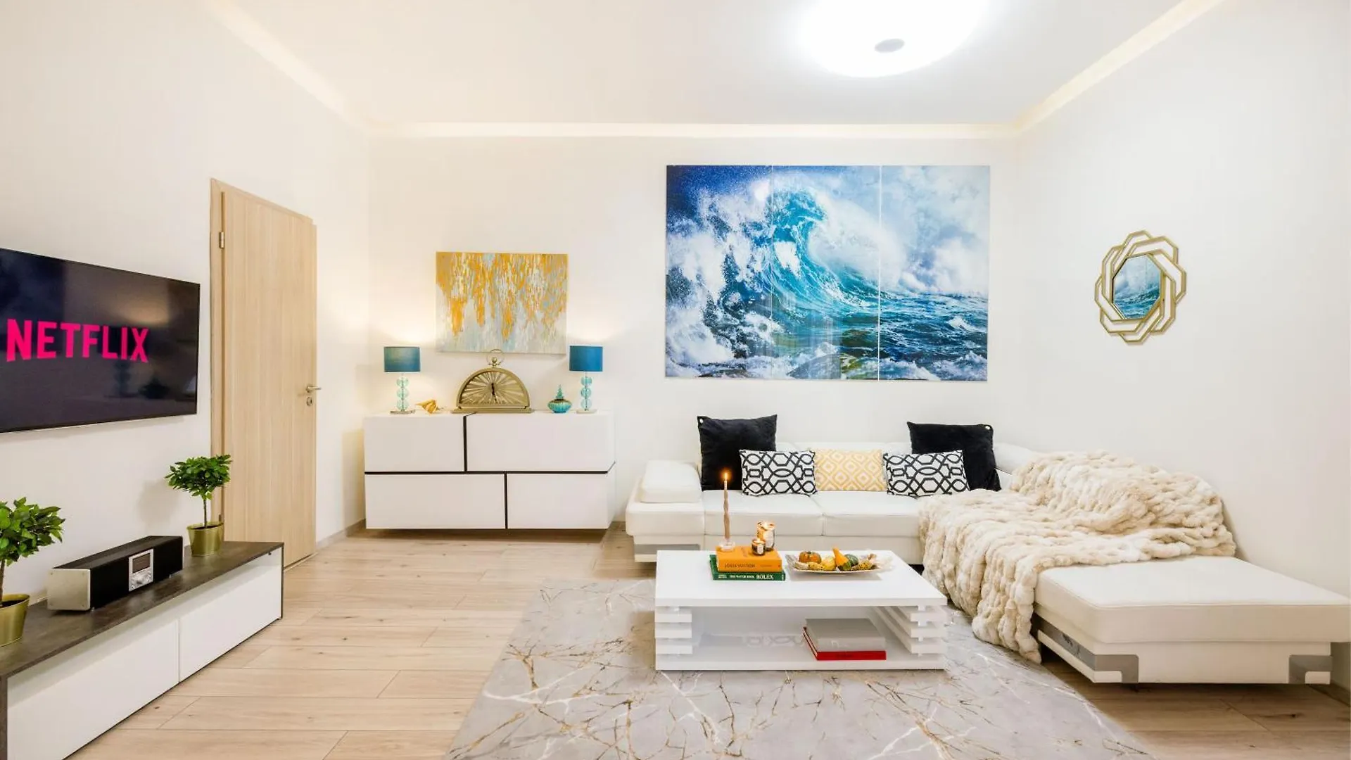 Designer Luxury Home Next To Dohany Synagogue With Balcony Budapešť 0*,  Maďarsko