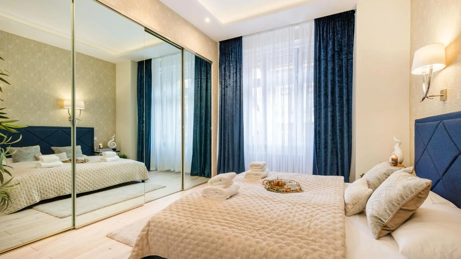Apartmán Designer Luxury Home Next To Dohany Synagogue With Balcony Budapešť